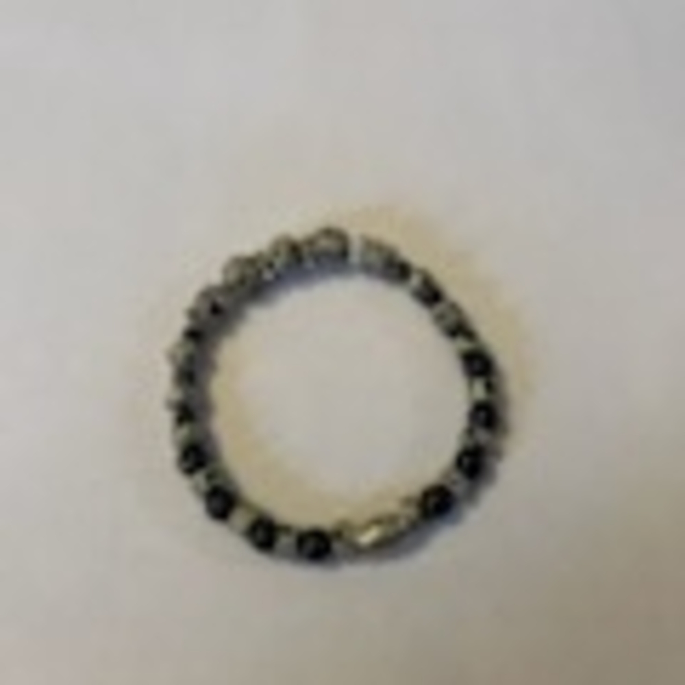 Jelly's Jewelry and Boutique Handcrafted Black/Gray/Silver Beaded Bracelet